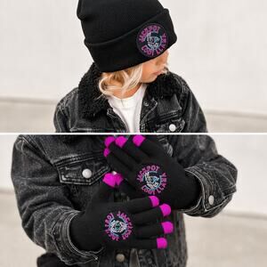 Fortnite Loot Llama Beanie & Gloves Set Black Pink NWT Kids